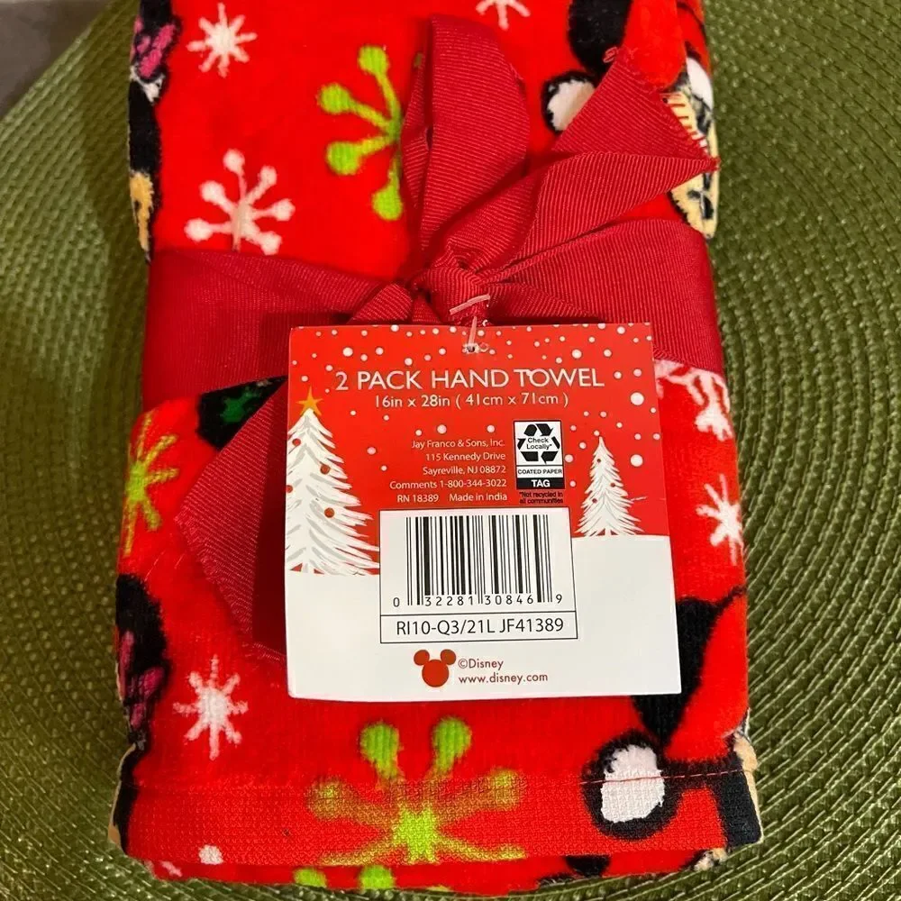 Disney Mickey Mouse Christmas hand towels set of 2 NWT